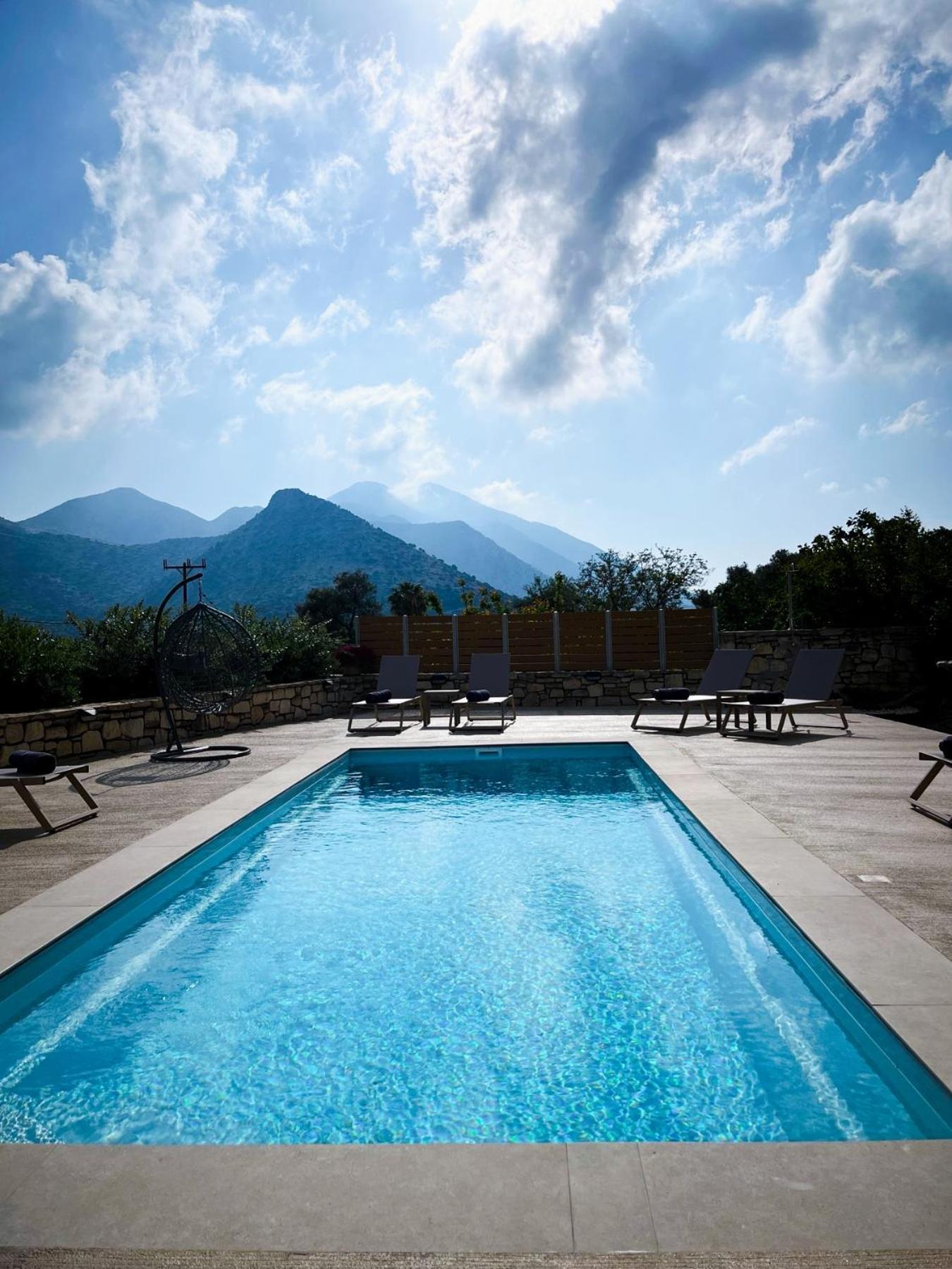 Villa Leondis Μελιδόνι Δωμάτιο φωτογραφία